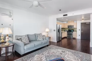 Photo #3: 240003910 Listing