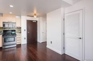 Photo #6: 240003910 Listing