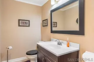 Photo #5: 240003911 Listing