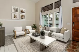 Photo #4: 240003930 Listing