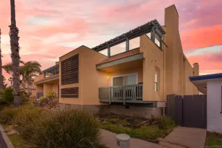 Photo #1: 240003947 Listing