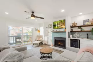 Photo #2: 240003947 Listing