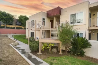 Photo #4: 240003951 Listing