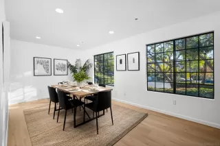 Photo #5: 240003980 Listing