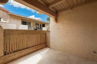 Photo #6: 240003991 Listing