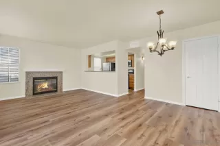 Photo #4: 240004001 Listing