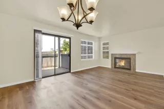 Photo #6: 240004001 Listing