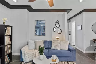 Photo #1: 240004029 Listing