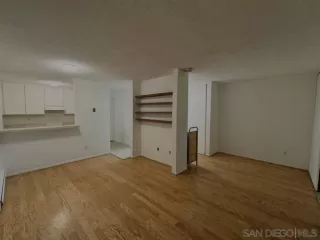 Photo #4: 240004097 Listing 