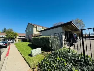 Photo #3: 240004102 Listing 