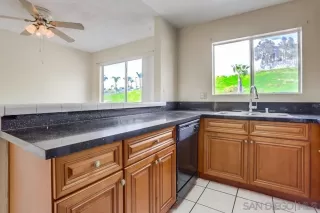 Photo #4: 240004104 Listing