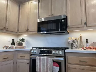 Photo #2: 240004115 Listing