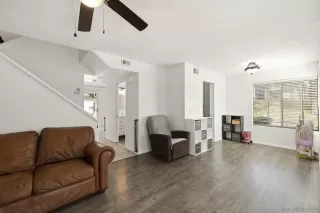 Photo #6: 240004128 Listing