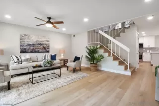 Photo #3: 240004179 Listing