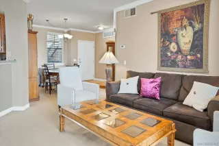 Photo #6: 240004236 Listing