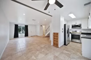 Photo #3: 240004243 Listing