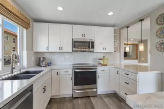 Photo #5: 240004256 Listing