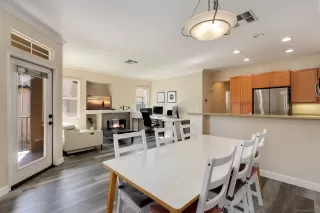 Photo #4: 240004290 Listing