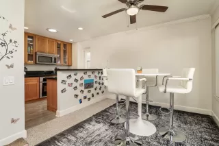 Photo #5: 240004329 Listing