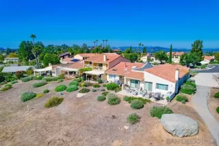 Photo #4: 240004333 Listing 