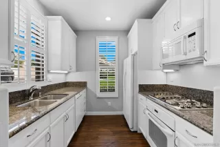 Photo #2: 240004335 Listing 