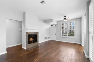 Photo #5: 240004335 Listing 