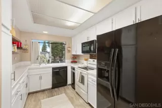 Photo #5: 240004342 Listing