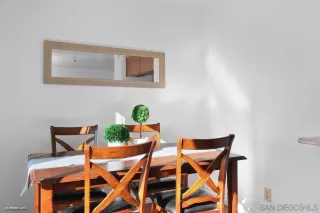 Photo #6: 240004393 Listing