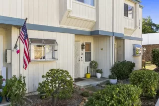 Photo #4: 240004413 Listing