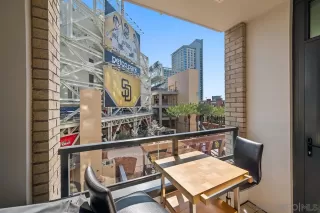 Photo #5: 240004420 Listing