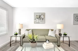 Photo #2: 240004426 Listing 