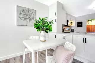 Photo #3: 240004426 Listing 