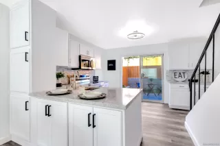 Photo #5: 240004426 Listing 