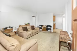 Photo #3: 240004438 Listing 