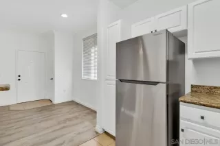 Photo #3: 240004443 Listing