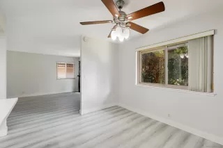 Photo #4: 240004445 Listing 