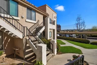 Photo #3: 240004448 Listing