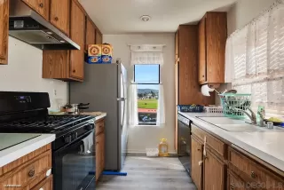 Photo #4: 240004448 Listing