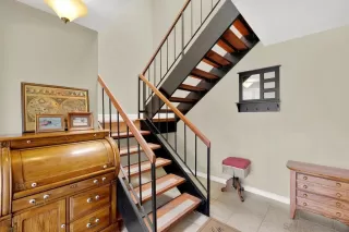 Photo #5: 240004451 Listing