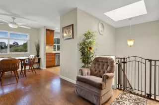 Photo #6: 240004451 Listing