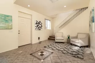 Photo #2: 240004452 Listing 