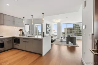 Photo #4: 240004489 Listing