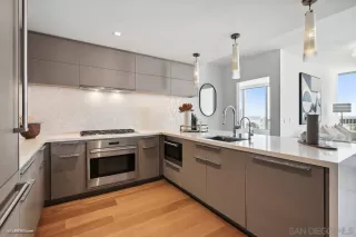 Photo #5: 240004489 Listing