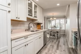 Photo #6: 240004503 Listing