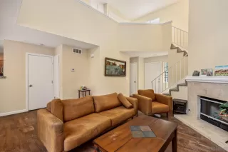 Photo #3: 240004509 Listing 