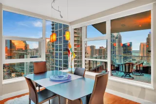 Photo #5: 240004517 Listing