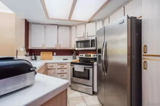 Photo #3: 240004533 Listing 