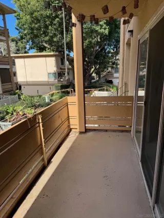 Photo #4: 240004557 Listing 