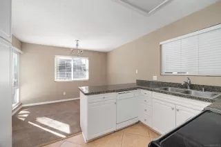 Photo #3: 240004558 Listing