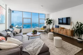 Photo #3: 240004560 Listing